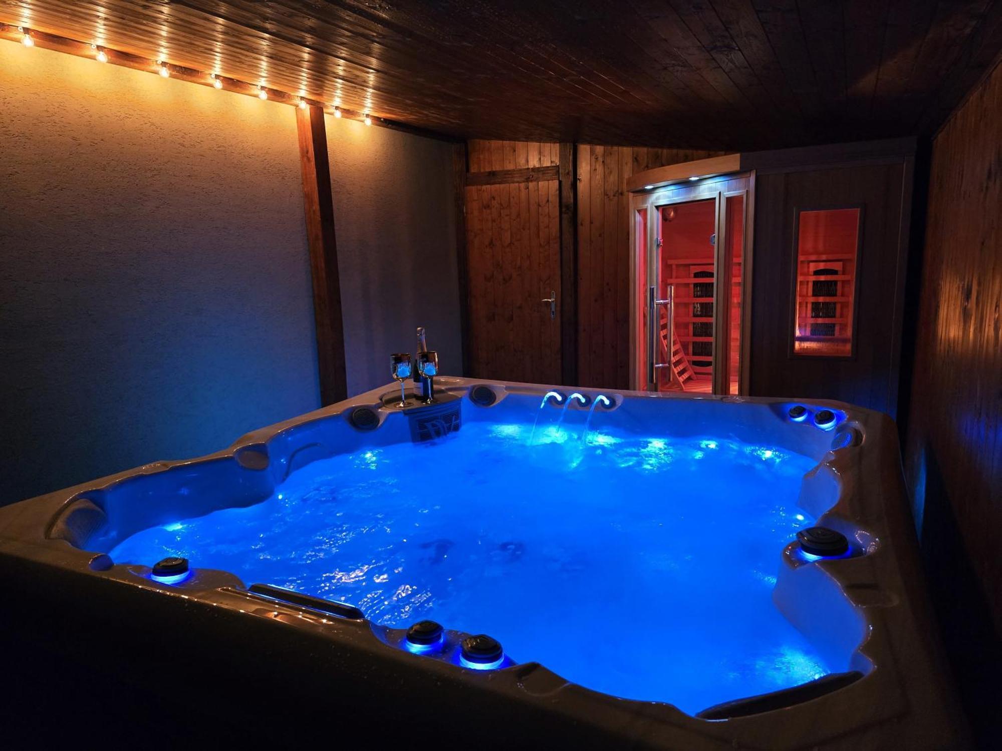 Vila Max - Whirlpool & Bazen & Sauna Велке Лосины Экстерьер фото
